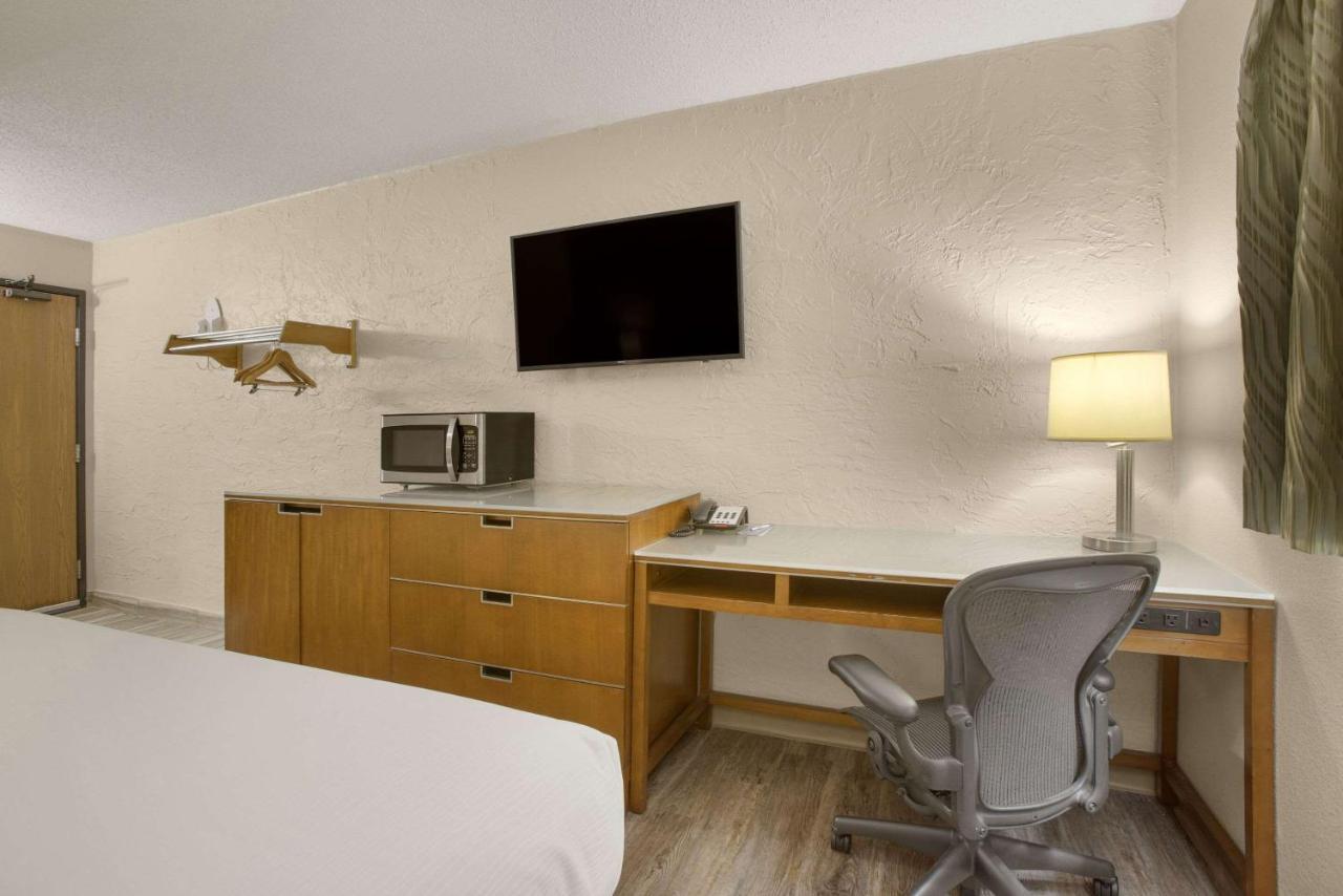 Cascade Rodeway Inn מראה חיצוני תמונה