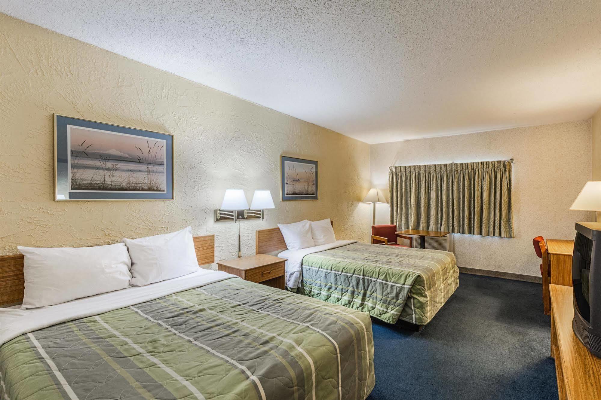 Cascade Rodeway Inn מראה חיצוני תמונה