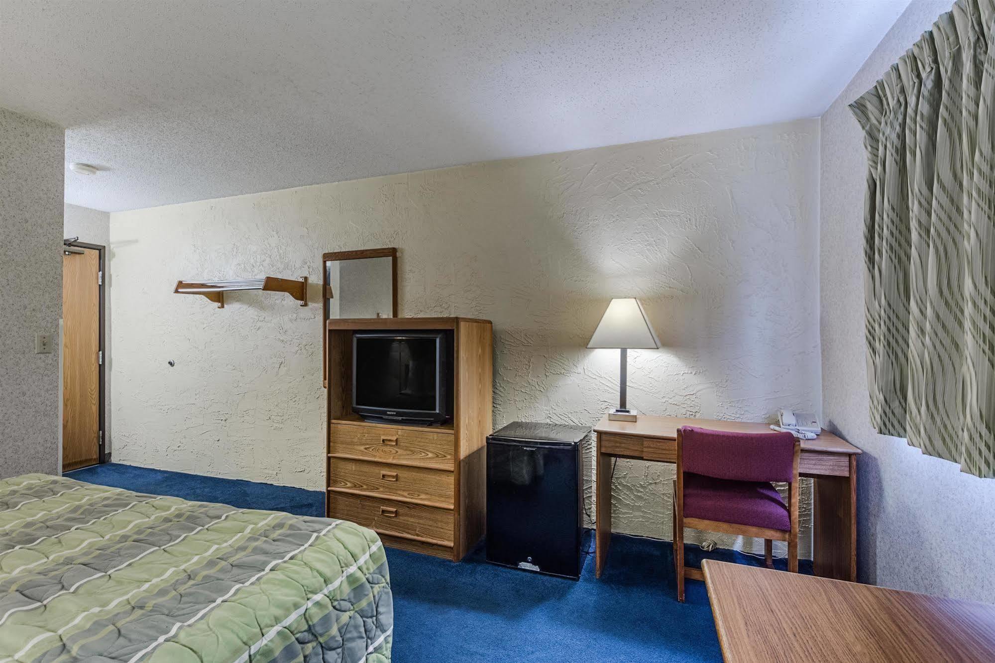 Cascade Rodeway Inn מראה חיצוני תמונה